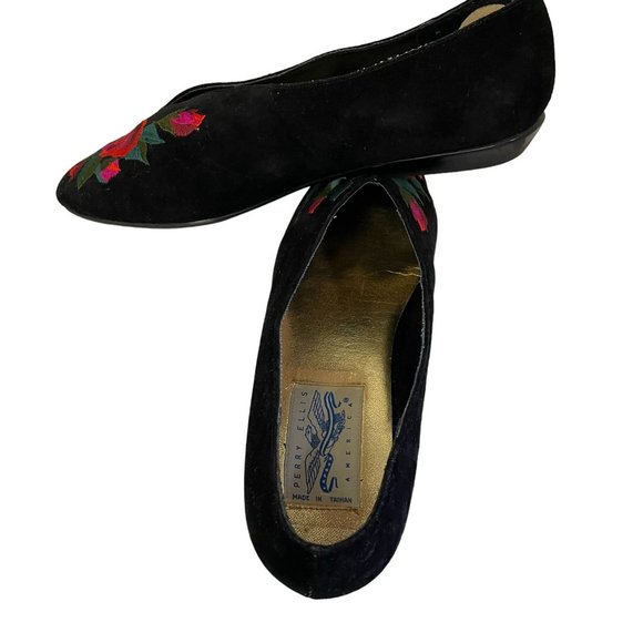 Vintage Perry Ellis Womens 8AA Black Suede Embroidered Red Floral Slip On Flats - Picture 5 of 16